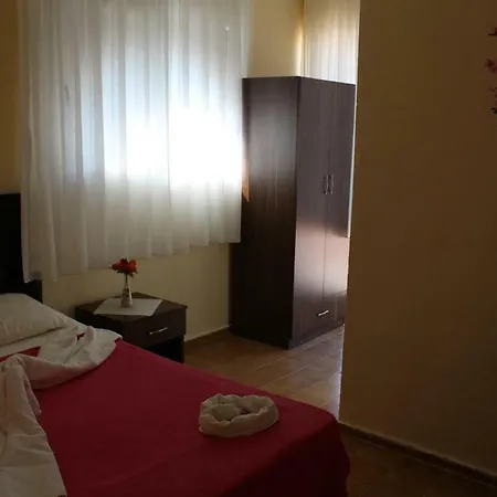 Otel Alinda *